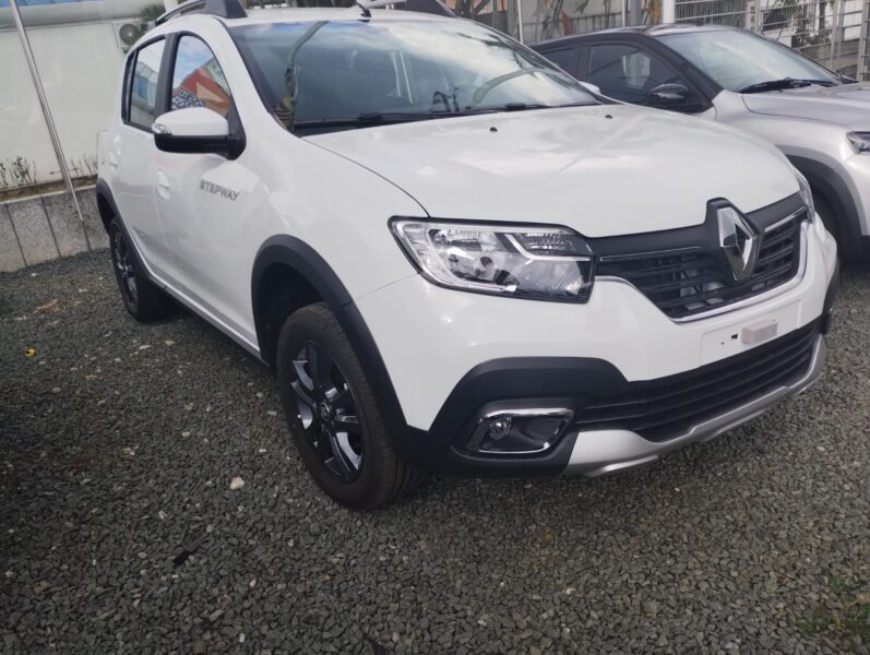 Venta vehículo cero kilómetros Renault Stepway Zen modelo 2025