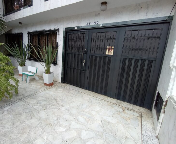 Alquiler casa, dos pisos independientes, El Refugio, Cali