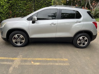 Venta de vehícuolo Chevrolet Tracker 2015
